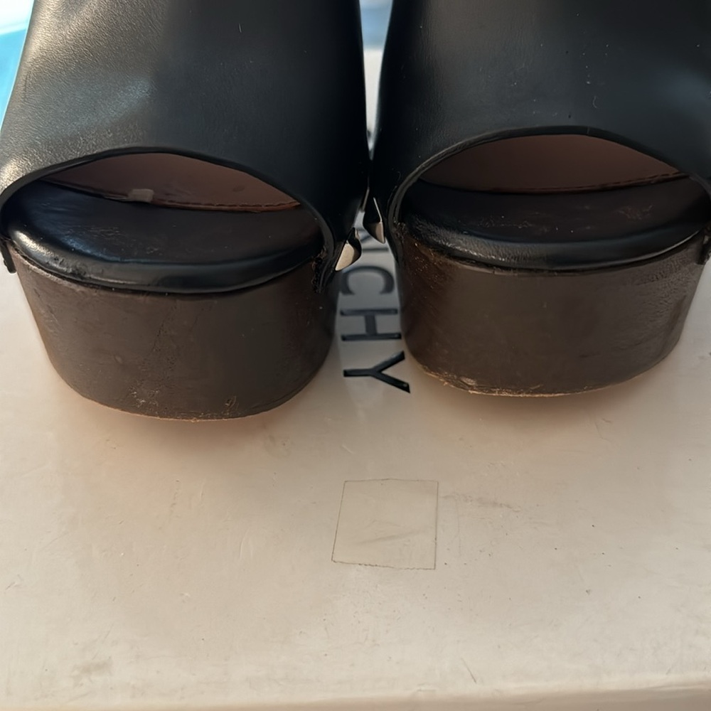 Givenchy heels - Picture 4 of 5